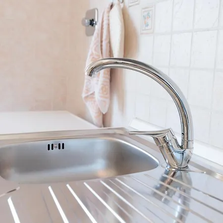 House לידו די אוסטיה